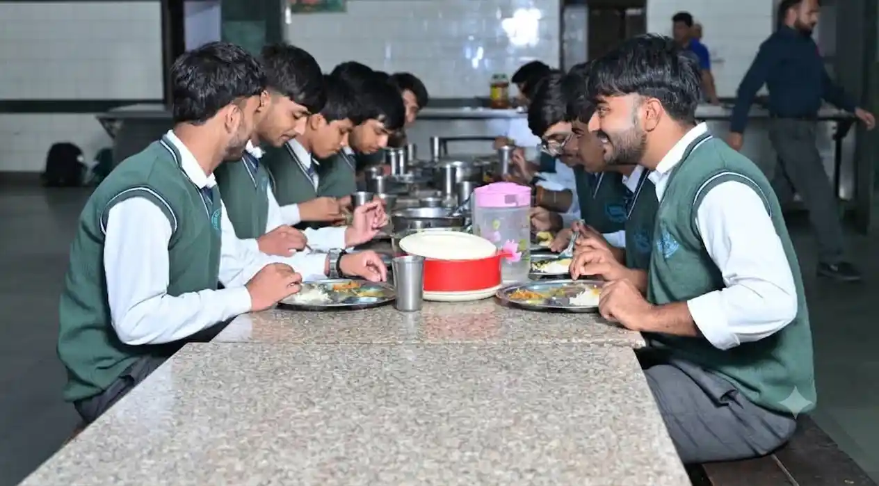 Student dining facility at HGS Bhimtal